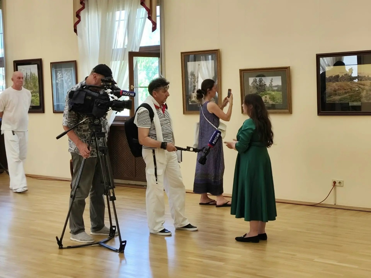 Открытие выставка Сергея Николаевича Андрияки «С любовью к Родине»